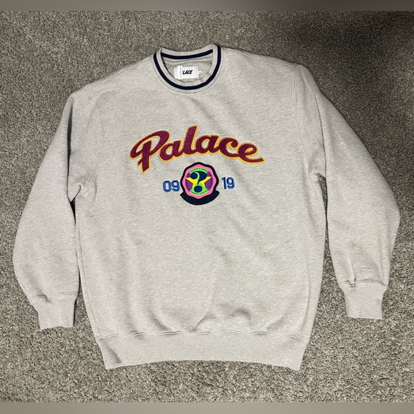 PALACE Gray Sweater with Multicolor Logo